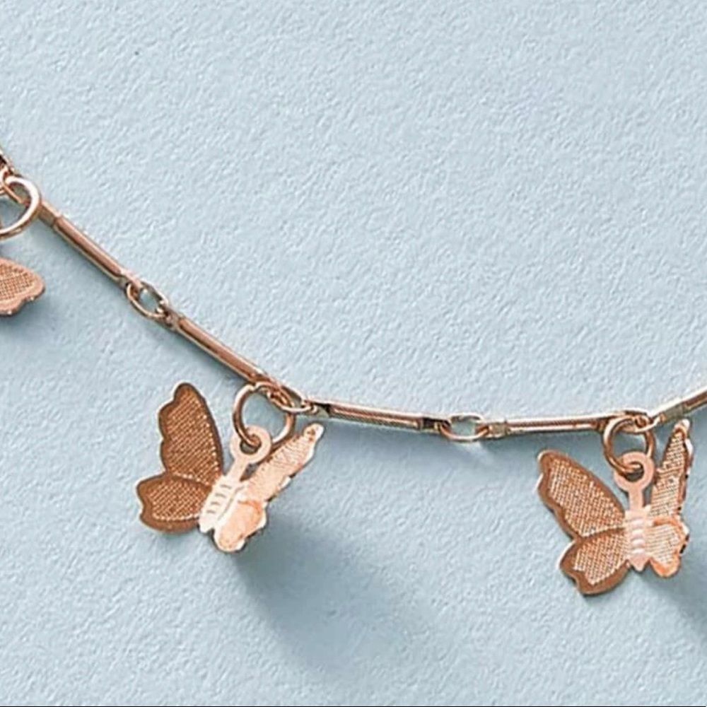 Butterfly Necklace - Picture 6 of 7